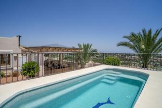 Attique à Paraiso - Barronal. Impresionante ático dúplex con piscina privada