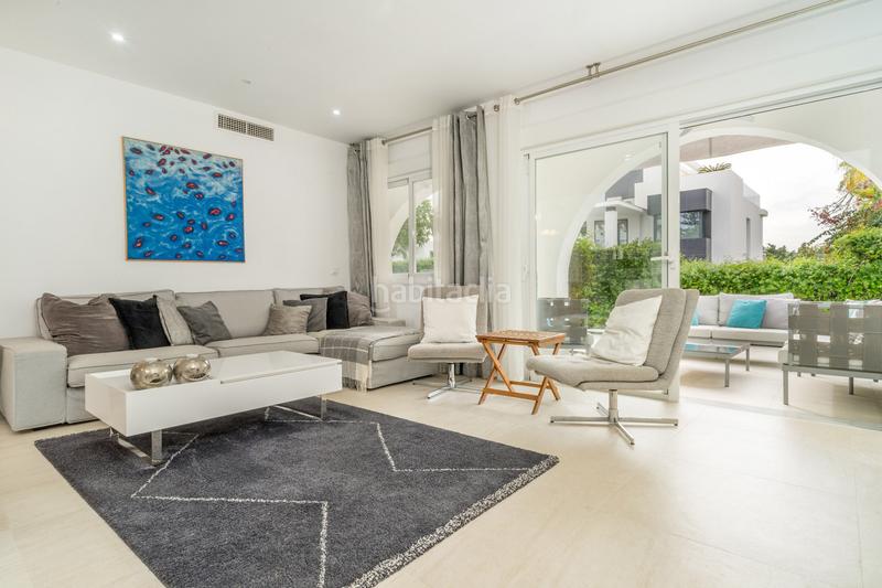 Foto 311b4a45-992b-4966-8d0e-a24a10295e6c. Reihenhaus mit pool in Aloha Marbella