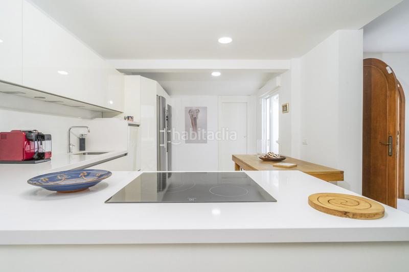 Foto e748d101-efc7-48a5-ac91-bf251c76ab51. Reihenhaus mit pool in Aloha Marbella