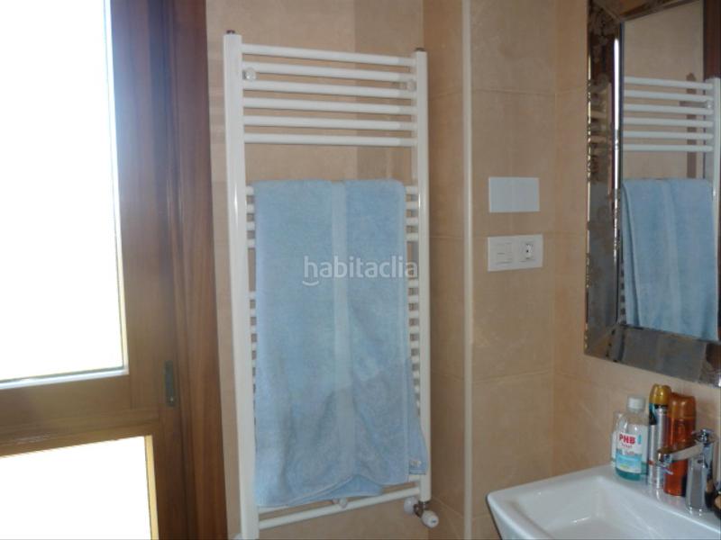 Foto 324f051d-4613-4cd0-814d-5476cc4fd816. Rent flat with heating parking pool in Viesques Gijón