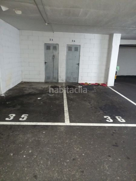 Foto f1e7c6bd-8bda-42d7-bf23-0f9d7f4a0022. Aparcament cotxe a calle pintora concha mori 15 a Gijón