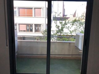 Location Bureau  Carrer d'àngel guimerà