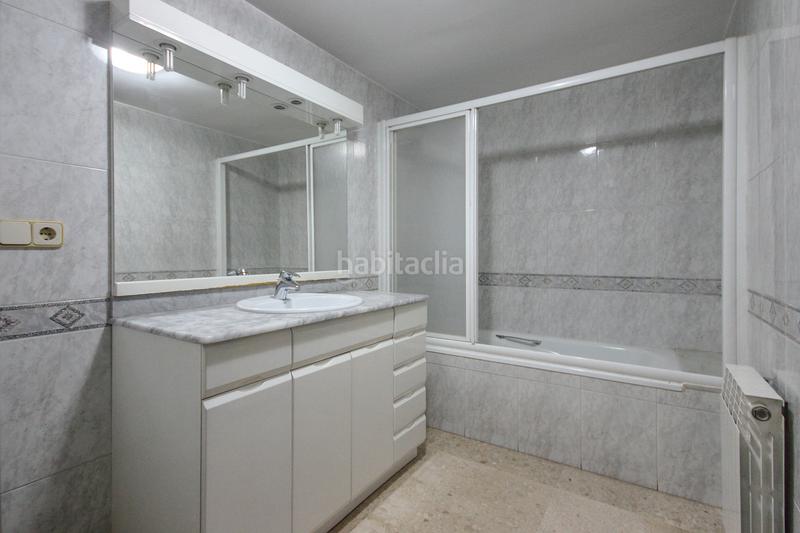 Foto 8a6622a9-cfce-404a-bb05-1e6fc1e77eb0. Flat with heating parking in bases de Manresa - carretera de santpedor Manresa