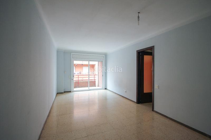 Foto d4bb1a6c-52b7-4f0d-897f-0357a2110655. Appartement avec chauffage parking dans Poble Nou Manresa