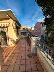 Casa a Barri Mion - Puigberenguer. Es ven casa en dues plantes amb terrassa i garatge