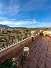 Casa en Barri Mion - Puigberenguer. Es ven casa en dues plantes amb terrassa i garatge