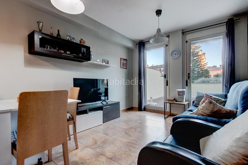 Foto 2a99ab17-ea42-4471-b49d-0f30166a4218. Pis amb calefacció a Navarcles