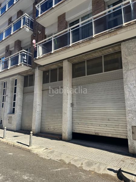 Foto 7e09e31d-746c-4021-a0c5-e4b70be57257. Local comercial a Plaça Catalunya Manresa