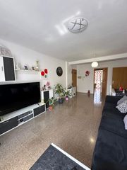 Pis a Sallent. Pis en venda a sallent de 75 m² útils