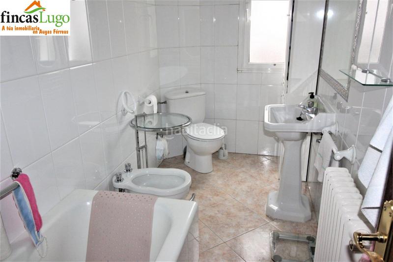 Foto d2a96dc7-c679-4cd8-8e28-fce2158e2da8. Casa amb aparcament a Paradai Lugo