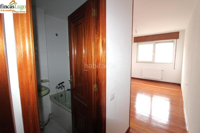 Foto f33ce6db-2101-4984-9588-7e5cb403e669. Pis amb calefacció aparcament a Recatelo - O Carme Lugo