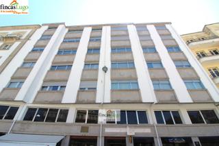 Etagenwohnung en Centro - Recinto Amurallado. Piso grande y luminoso en a plaza de ferrol