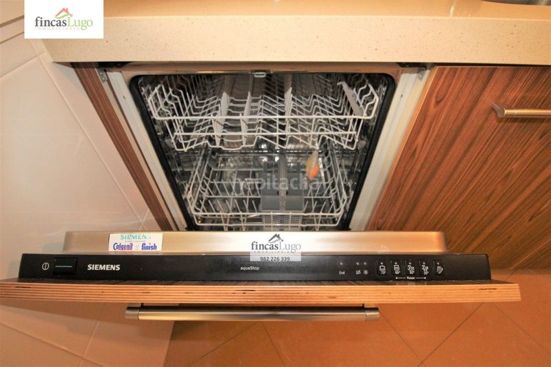 Foto 0375f118-b5f1-4d9b-bd54-a2b83b113505. Location appartement avec chauffage parking dans Fingoi Lugo