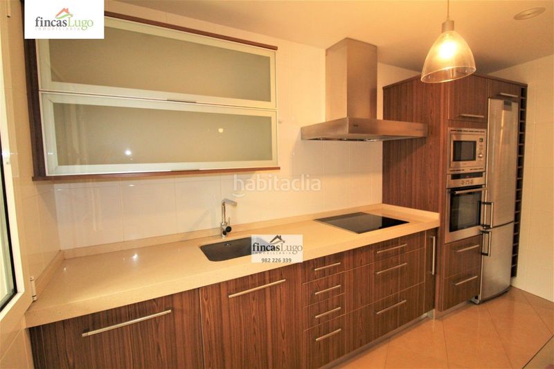 Foto c3be486b-3ee6-45e4-a85c-86cd1ac42d15. Location appartement avec chauffage parking dans Fingoi Lugo