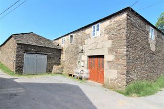 Haus en Parroquias del Oeste. Casa con finca en soar, lugo