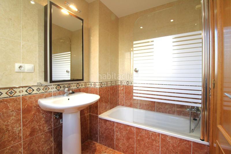 Foto 6d35b3f7-2568-4ab9-be5c-0ec37f36558d. Location appartement avec chauffage parking dans Acea de Olga - Augas Férreas Lugo