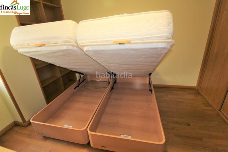 Foto dca68a32-2cda-4c8e-9f4b-6f2a6d4b3c01. Alquiler apartamento piso al lado de la plaza de augas ferreas en Lugo