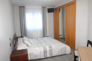 Flat in Recatelo - O Carme. Piso reformado cerca del centro, zona ramón ferreiro