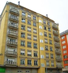 Parking voiture à Acea de Olga - Augas Férreas. Plaza de garaje en zona augas férreas