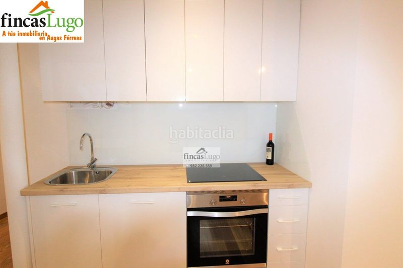 Foto 5fd0c79a-a4a7-412e-b28c-30bc0dbdbeac. Estudio  en el centro en Centro - Recinto Amurallado Lugo