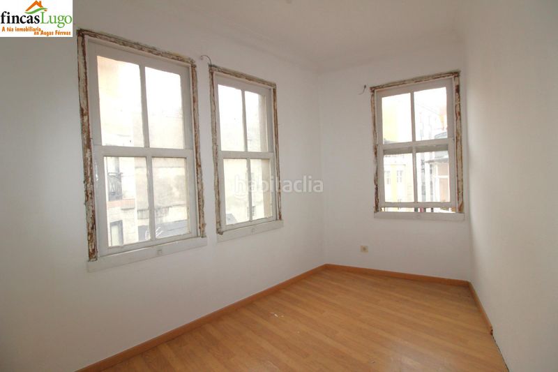 Foto 21be75fa-5e44-4176-a60b-70552d727be8. Pis a A Milagrosa Lugo