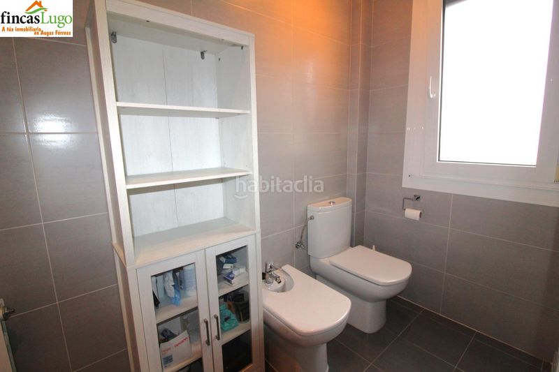 Foto ecc329ce-5bff-45c0-8efe-c682e71170a0. Casa con riscaldamento parcheggio piscina in Parroquias del Este Lugo