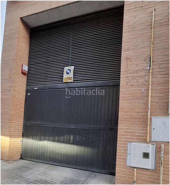 Foto b5f3f0e9-8d22-488a-833e-5fa8bcd7af96. Posto auto in calle dels pins 3 in Parc Central Paterna