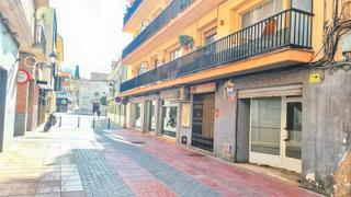 Lloguer Local Comercial  Calle de la mestra monforte