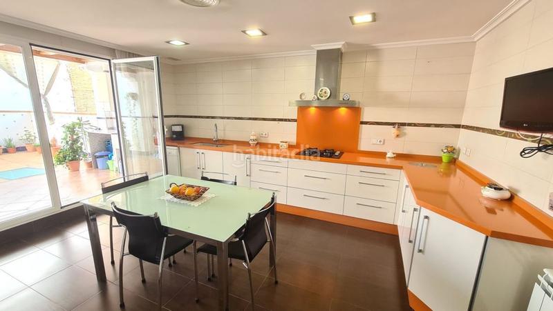 Foto a8473e0c-a582-44a7-a7eb-adf3bf37476a. House with heating parking in Santa Rita Paterna