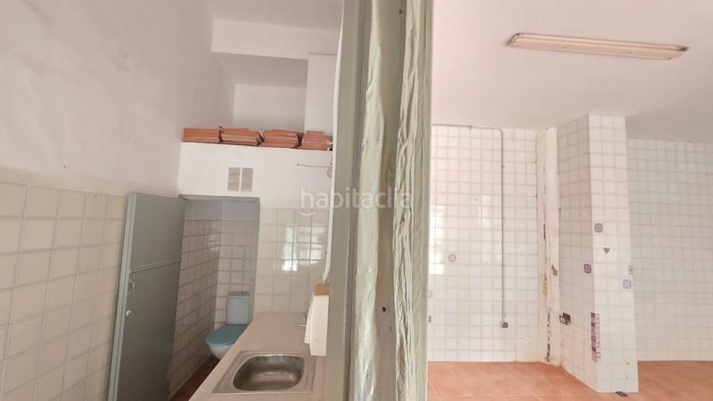 Foto ac4f07c3-b6d1-453e-a822-f5eb15993138. Affitto locale commerciale in Centro Ciudad Paterna