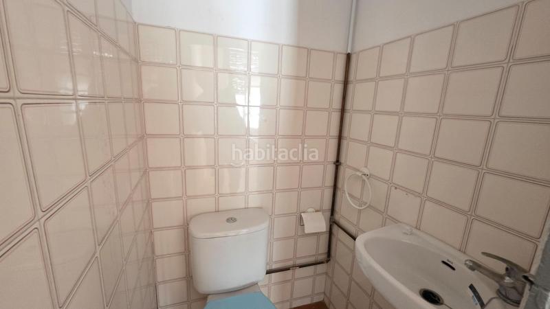 Foto 809c2fb6-4c72-40e8-97c1-aed69d592dd3. Lloguer local comercial a Centro Ciudad Paterna