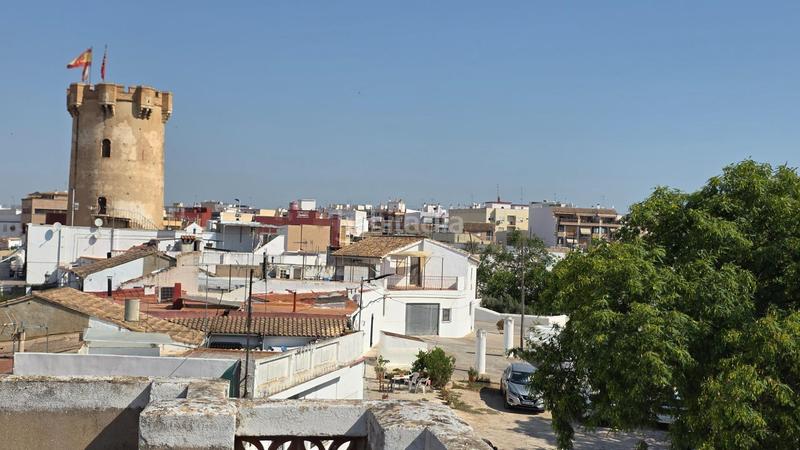 Foto 31e0a201-b7d2-48ac-9ad3-260ec9b032f8. Maison dans Centro Ciudad Paterna