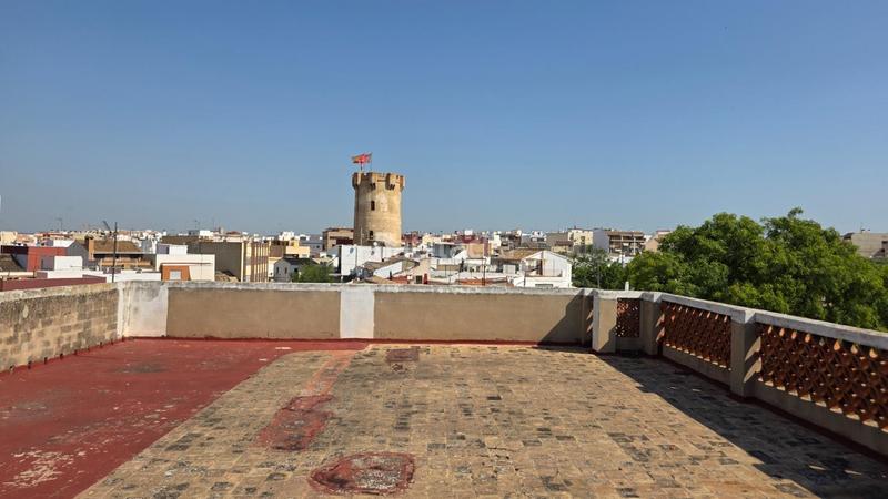 Foto c603c9d3-d927-4b70-b904-19b42b2ca7a6. Maison dans Centro Ciudad Paterna