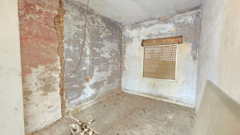 Casa afectada por pai unidad de ejecución pendiente ayuntamiento , sin fecha prevista. no apta para reforma actual en Valencia - Imagen 17