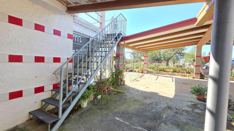 Foto 8434bca6-304d-491a-808d-01d9e31d3589. Xalet amb aparcament piscina a Turís