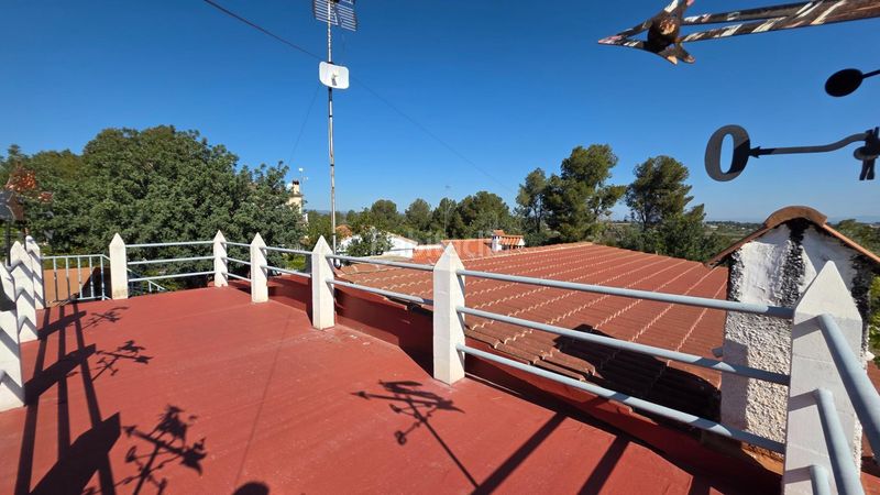 Foto df4d132a-bc1d-4da6-92d3-baa3ad0793af. Xalet amb aparcament piscina a Turís