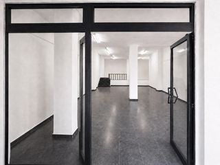 Lloguer Local Comercial  Avenida de las cortes valencianas. Local comercial de 127 m2 en alquiler entre el ayuntamiento de p