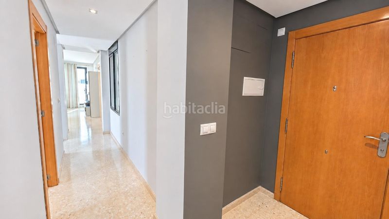 Foto eb5dc3a0-16f0-451b-a8ee-3844d1cd8d8a. Ático  vpo con terraza esquinera de 98 m2 garaje y trastero 2 hab. y 1 baño , junto a metro Santa Rita. en Paterna