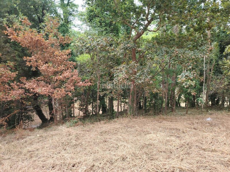 Foto fa72c4a4-225f-456c-a0ab-1af3e0a91d69. Terreny residencial a Bertamirans Ames