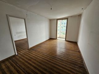 Pis a Casco Histórico. Piso para restaurar en el casco historico en frente de la alamed