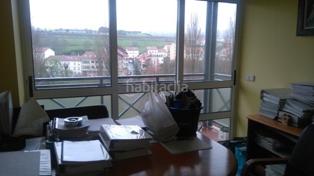 Foto e39d1684-9c4c-4261-949c-15af472f05c3. Office space with heating in Campus Sur - Santa Marta Santiago de Compostela