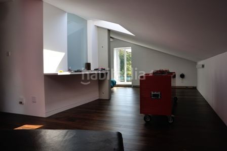 Foto 1569f16d-91c2-4456-85f8-19d9722783fe. Casa amb calefacció piscina a Campus Norte - San Caetano Santiago de Compostela