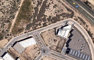Solar industrial  Calle zagreb. Suelo industrial polgono