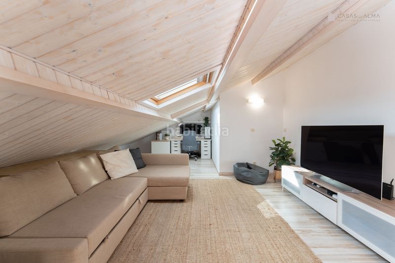 Foto 38c8803c-2996-48d4-98d0-492f517e3def. Casa aparellada a calle alejandro dávila león 3 a Telde