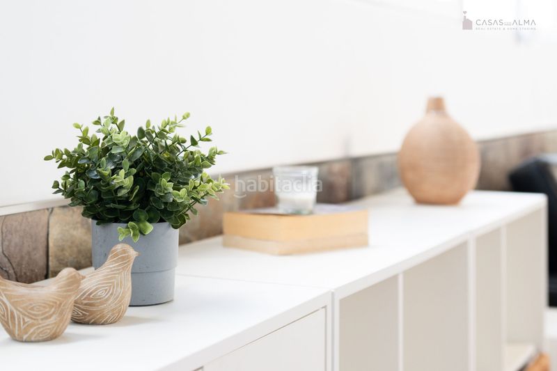 Foto 4d5c9f3f-355b-45da-b055-76c5437fc2de. Casa aparellada a calle alejandro dávila león 3 a Telde