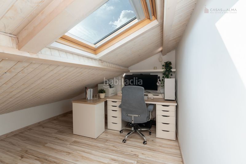 Foto a020acf6-43d0-4458-8b3d-b48117c16240. Casa aparellada a calle alejandro dávila león 3 a Telde