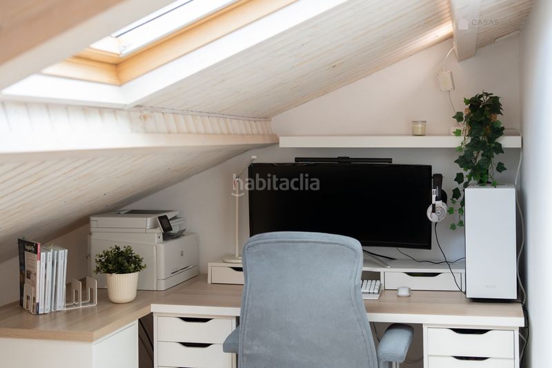 Foto a02f30dc-e461-4c74-a010-fb041195e1c3. Casa aparellada a calle alejandro dávila león 3 a Telde