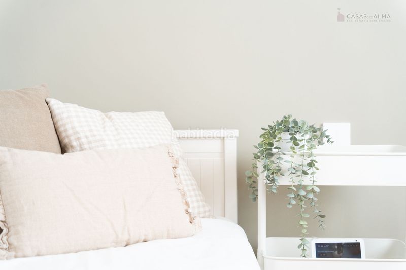 Foto a6429ed4-8f68-4e6c-a7f6-2f85fb2744cf. Casa aparellada a calle alejandro dávila león 3 a Telde