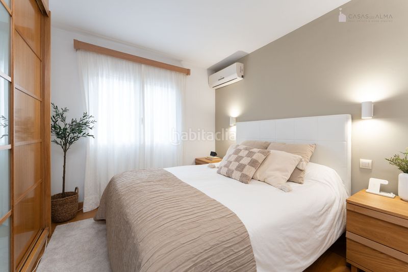 Foto dcacd852-33c8-42c3-9f6d-7f7ce12c1985. Casa aparellada a calle alejandro dávila león 3 a Telde