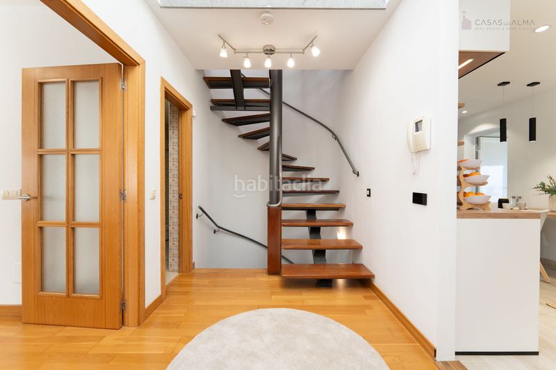 Foto f9da9394-9397-4460-83aa-6bf9075392b6. Casa aparellada a calle alejandro dávila león 3 a Telde